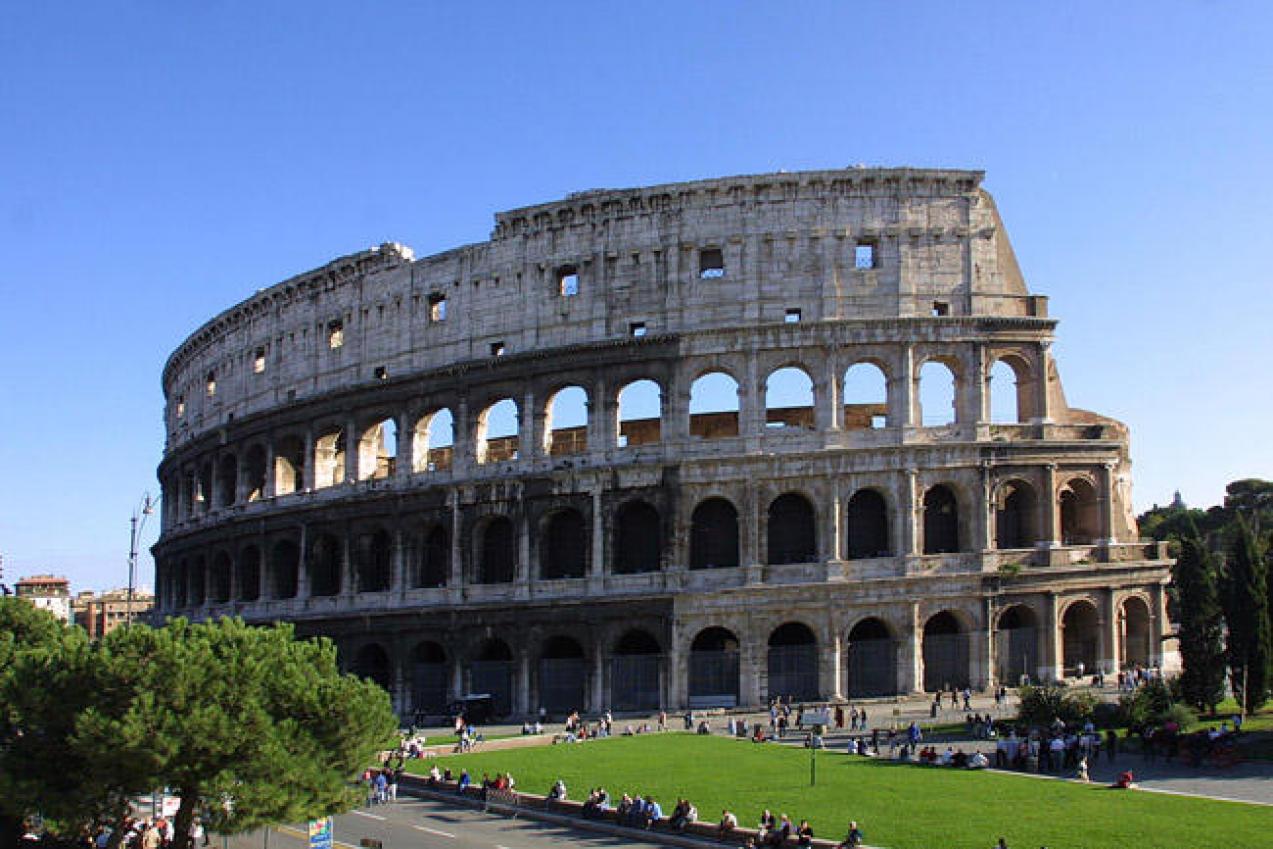 Le Colisée à Rome en Italie - AILS